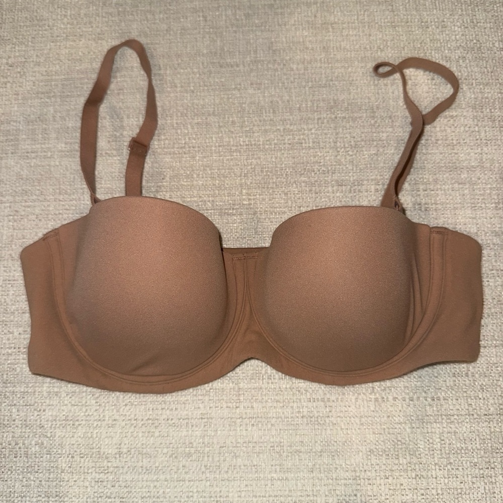 SKIMS Fits Everybody Strapless Bra